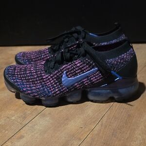 Nike Kids' Black and Purple Sneakers